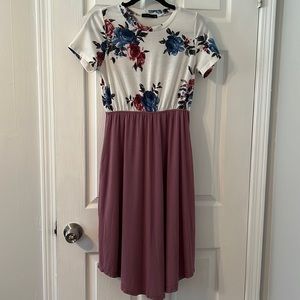 Midi Dress with POCKETS!